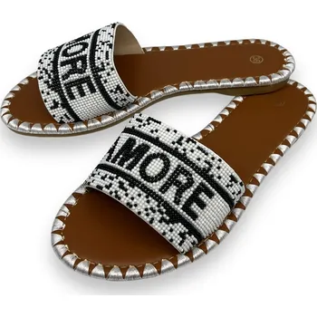 Dámská obuv Amore Dámské bílé pantofle 12 Barva: Bílá, Velikost: 41