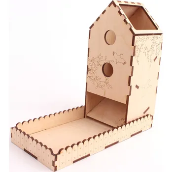 Příslušenství k deskovým hrám Myší Doupě Dřevěná házecí budka - Na křídlech