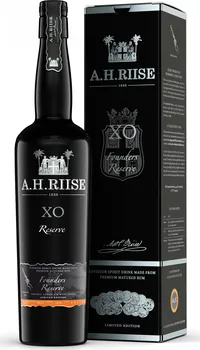 Rum A. H. Riise XO Founders Reserve No. 5 44,4 % 0,7 l dárkový box