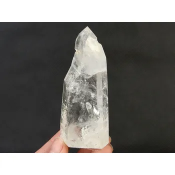 Přírodní kámen Křišťál vybroušený krystal 113g