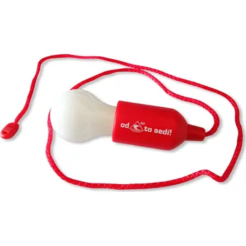 Svítilna LED svítilna ve tvaru a velikosti klasické žárovky, s logem ACI