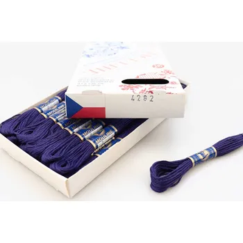 Příze Niťárna Vyšívací příze Mouline 4282 - temně fialová