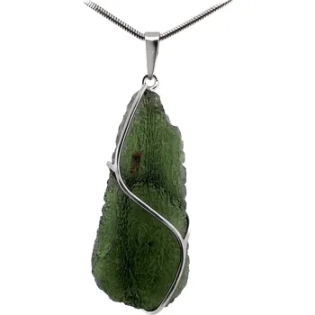 Přívěsek Stříbrný přívěsek s neopracovaným vltavínem 4,6 cm x 2,1 cm