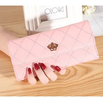 Dámská peněženka koženého vzhledu s prošíváním a zlatou korunkou Barva: Růžová