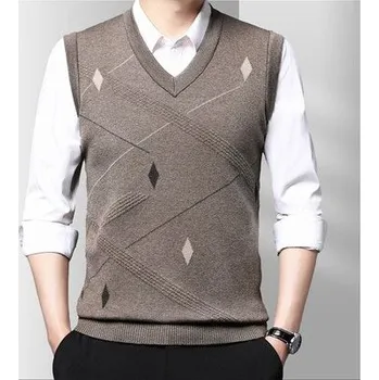 Pánský svetr Pánská pletená vesta s výstřihem do V Barva: Khaki, Velikost: L