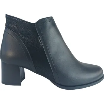 Dámské kozačky T 917- CZw71 elegantní kotníčkové kozačky; barva černá 38