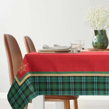 ubrus Gobelínový ubrus CHERRY červeno-zelený s vánočním motivem, 140 x 200 cm