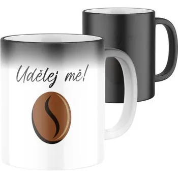 Magický keramický hrnek s potiskem Udělej mě! (kafe)