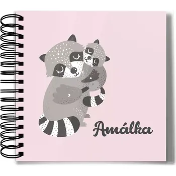 Fotokniha Plexi album s kroužkovou vazbou První krůčky se jménem - mývalové