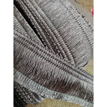 Třásně lesklé, husté šíře 45 mm šedé