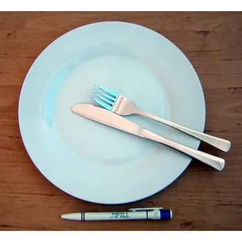 Talíř Talíř mělký 24cm PRAKTIK