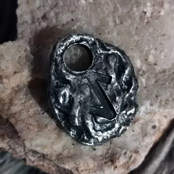 Přívěsek Amulet - Runa Ihwaz