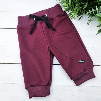 Dívčí kraťasy Kulišárny Kraťásky 3/4 BORDO VELIKOST: 68