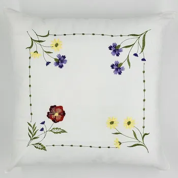 Dekorativní polštářek BYTEMA Vyšívaný povlak na polštář KVĚTINY VE ČTVERCI 40 x 40 cm