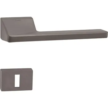 Dveřní kování TI - SALINAS - RT 4130RT rozety BBQ, klika/klika T - Titan (141)