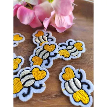 Textilní nažehlovací páska Mini nažehlovačka včela žlutá