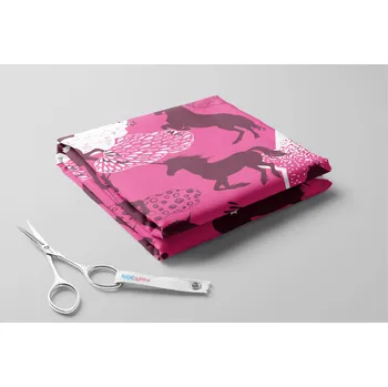 Kočárkovina, Jednorožci, hvězdy a mraky Barva: Růžová