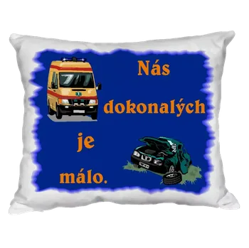 Dekorativní polštářek Polštářek se sanitkou Nás dokonalých je málo (ARO - záchranka - rychlá / sanitka)
