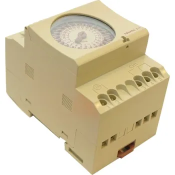 Spínací hodiny denní se zálohou