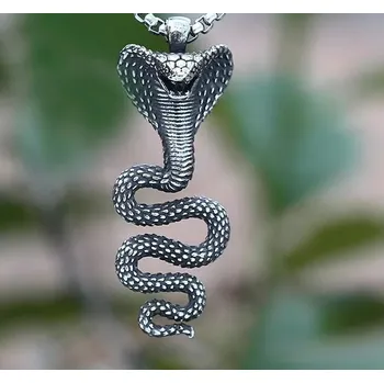 Řetízek Náhrdelník had
