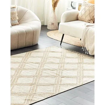Koberec Koberec béžový a bílý bavlna vlna 140 x 200 cm geometrický vzor střapce orientální boho Beliani