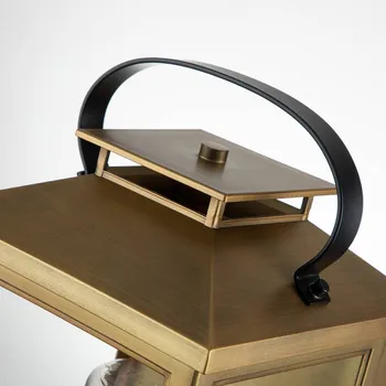 Venkovní osvětlení Quintiesse Venkovní světlo Atwater, lucerna, mosaz, 44,5cm mosaz, čirá 1 x 60 W - Doprava zdarma