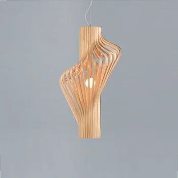 Northern Diva – designové závěsné světlo z dubového dřeva - Délka kabelu 250 cm Světlé dřevo 1 x 60 W - Doprava zdarma