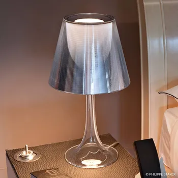 Lampička FLOS Miss K - Stolní lampa Philippe Starck, stříbrná - Ø základny 16,2 cm stříbrná, průhledná 1 x 70 W - Doprava zdarma