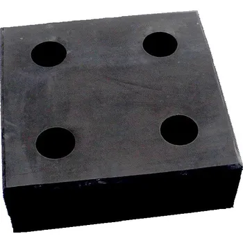 Černý gumový doraz na rampu FLOMA - 25 x 25 cm a tloušťka 8 cm (87651203) FLOMAT