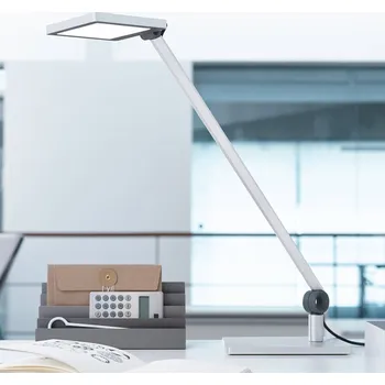 Lampička Waldmann LED stolní lampa PARA.MI MFTL108R stříbrná 940 - hlava svítidla - délka 11,7 cm, šířka 10,1 cm, výška 1,2 cm; základna - délka 18 cm, šířka 18 cm, výška 1 cm; délka kabelu 300 cm 1 x 7 W LED - Doprava zdarma
