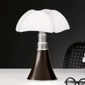 Lampička Martinelli Luce Pipistrello LED stolní lampa, hnědá, stmívatelné. - Délka kabelu 245 cm tmavě hnědá, opálově bílá, satinovaná nerezová ocel LED 14 W celkem - Doprava zdarma