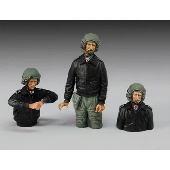 Plastikový model Royal Model 1/35 Modern italian tank crew-no.2