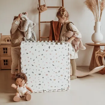 Hrací deka PLAY AND GO Tiloo EEVAA Podložka na hraní Abeceda