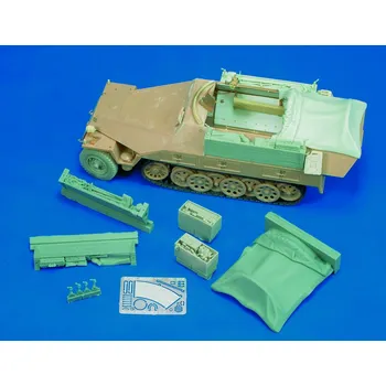 Plastikový model Royal Model 1/35 Sd.Kfz. 251/7 Ausf. D part 2 (for Tamiya kit)