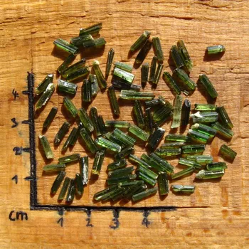 Přírodní kámen Turmalín surový - 5ks, , skladem