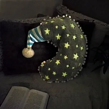 Dekorativní polštářek Polštář svítící ve tmě - měsíček