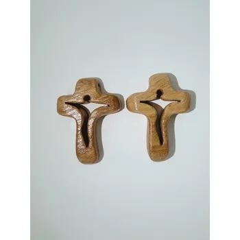 Dřevěná hračka Dřevěný dubový křížek 14x10 cm přírodní lakovaný