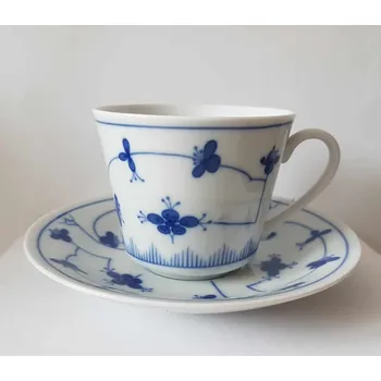 Modrý šálek s podšálkem - čínský porcelán