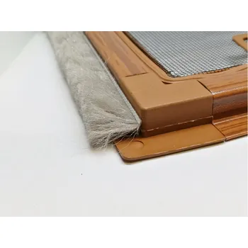 Samolepící kartáč šedý 6,7mm Výška (v mm): 18 mm