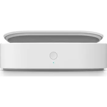 UV sterilizátor Recenze Uniq Lyfro Air Capsule UVC dezinfekční pouzdro s rychlým bezdrátovým nabíjením bílé