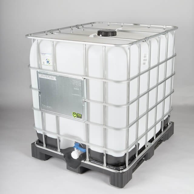 ECS IBC kontejner 1000 L UN - ocel/plast paleta IBC kontejner vhodný na přepravu kapalin II. a III. třídy nebezpečnosti.