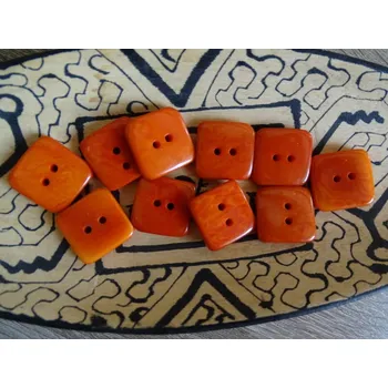 Knoflík Knoflík čtvereček (oranžový)