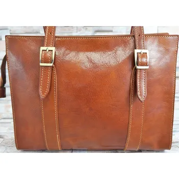 Kabelka Vere Pelle Kožená kabelka Greta rezavá Barva: Rezavá