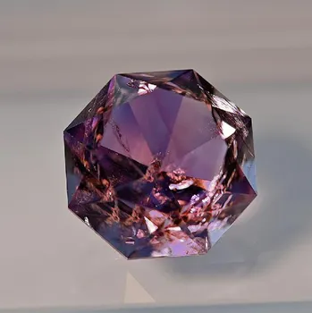 Přírodní kámen Ametyst z Moravy 15x15mm Váha: 10.8ct /VIDEO/