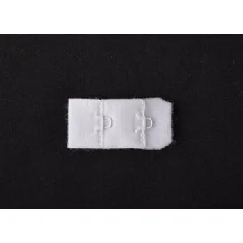 Zapínání ke spodnímu prádlu bílé barvy SPZ01