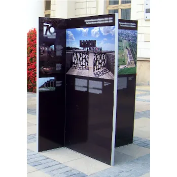 EXPOINT Výstavní stěna EFFECT vícestranná do exteriéru