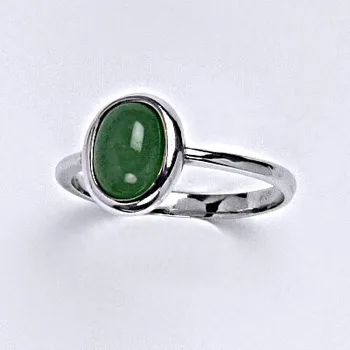 Prsten Stříbrný prsten s přírodním kamenem avanturin 8 x 6 mm, T 1355