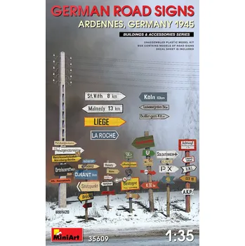 Plastikový model 1:35 German Road Signs (Ardennes, Germany, WWII)