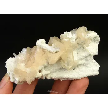 Přírodní kámen Zeolit stilbit chalcedon drúza Indie (53g)