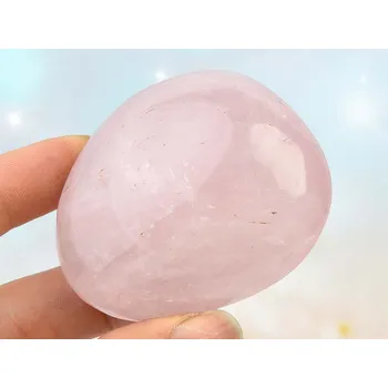 Přírodní kámen Hladký růženín (128g)